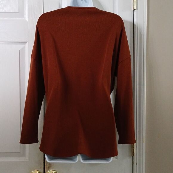 Fashion Nova brown ribbed high low tie front faux button front top Sz L NWOT - Picture 4 of 7